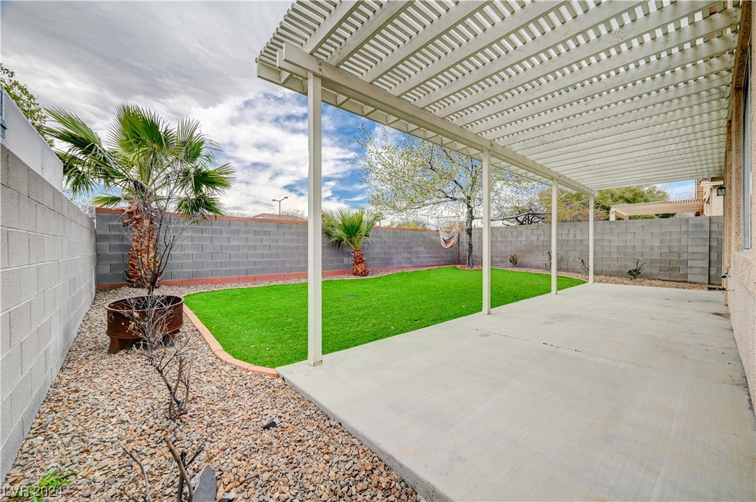 10725 Moon Flower Arbor Place