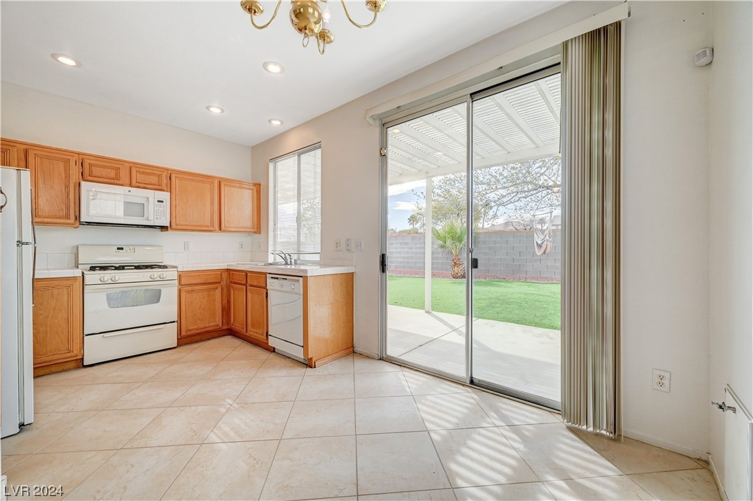 10725 Moon Flower Arbor Place