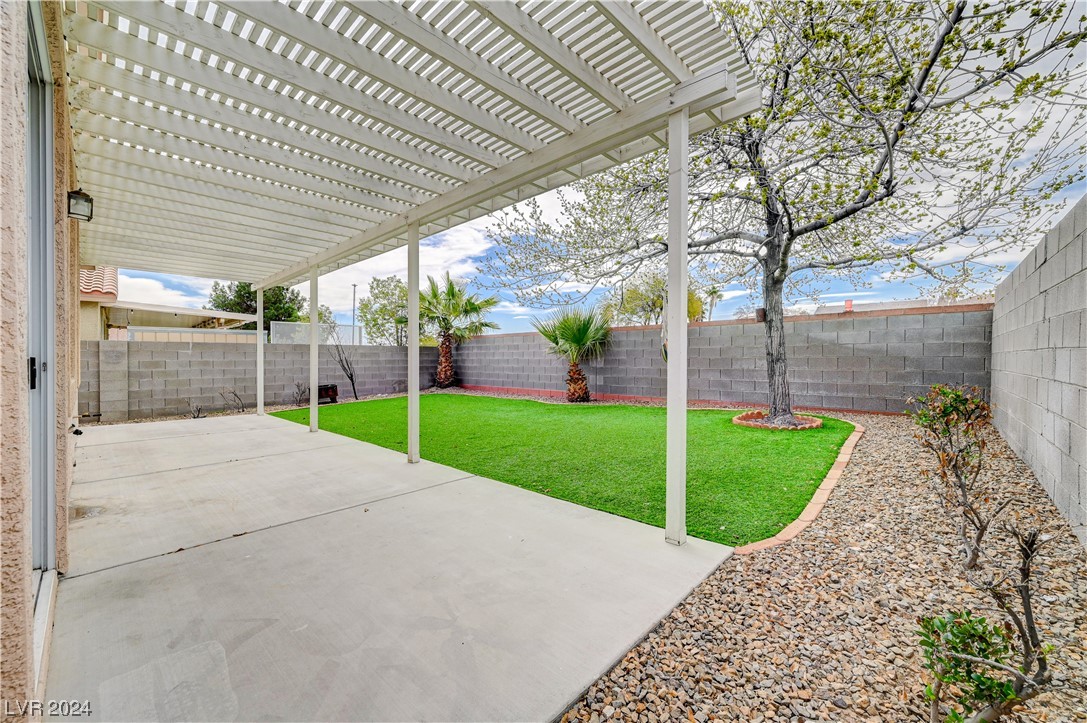 10725 Moon Flower Arbor Place