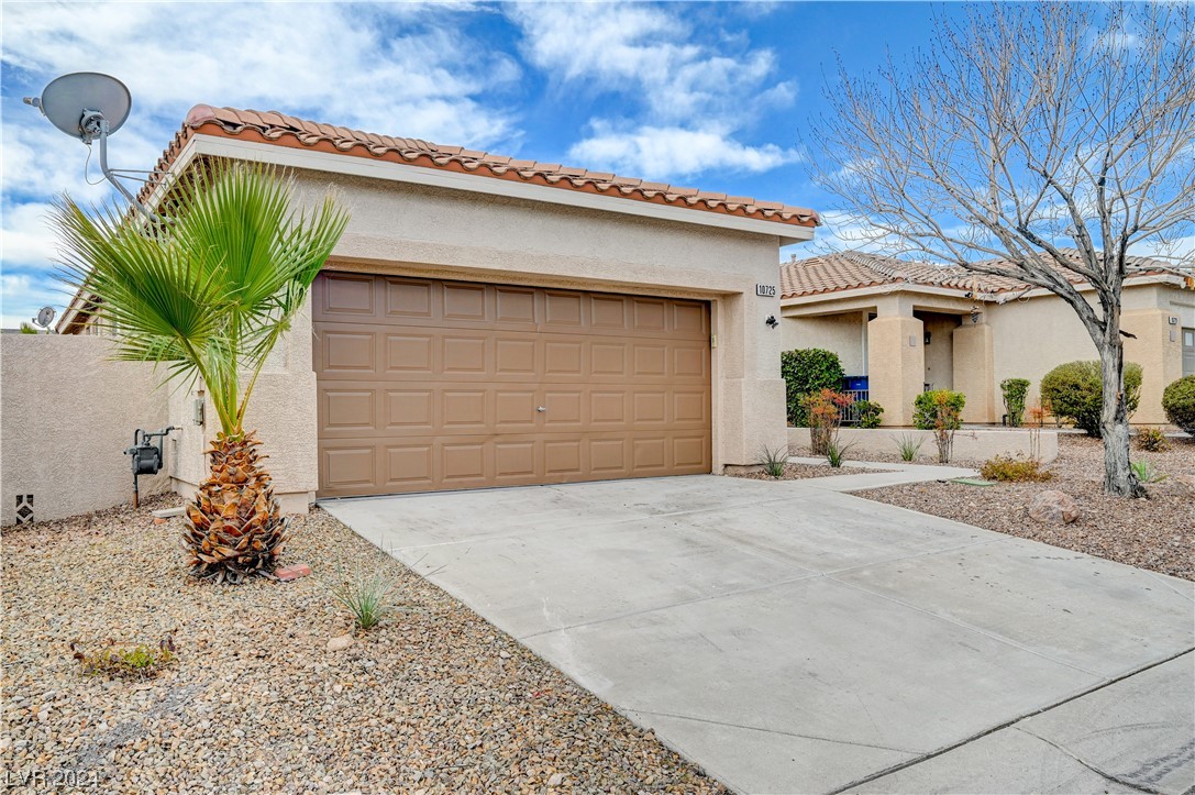 10725 Moon Flower Arbor Place