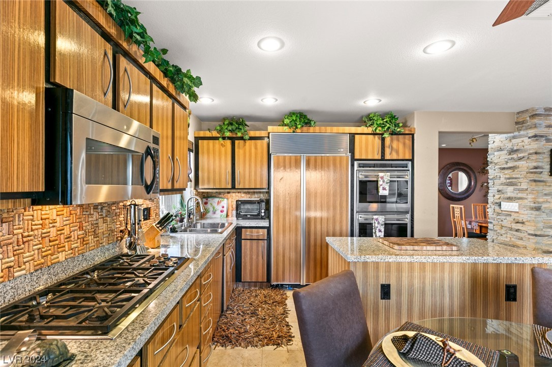 9520 Cloudcroft Avenue