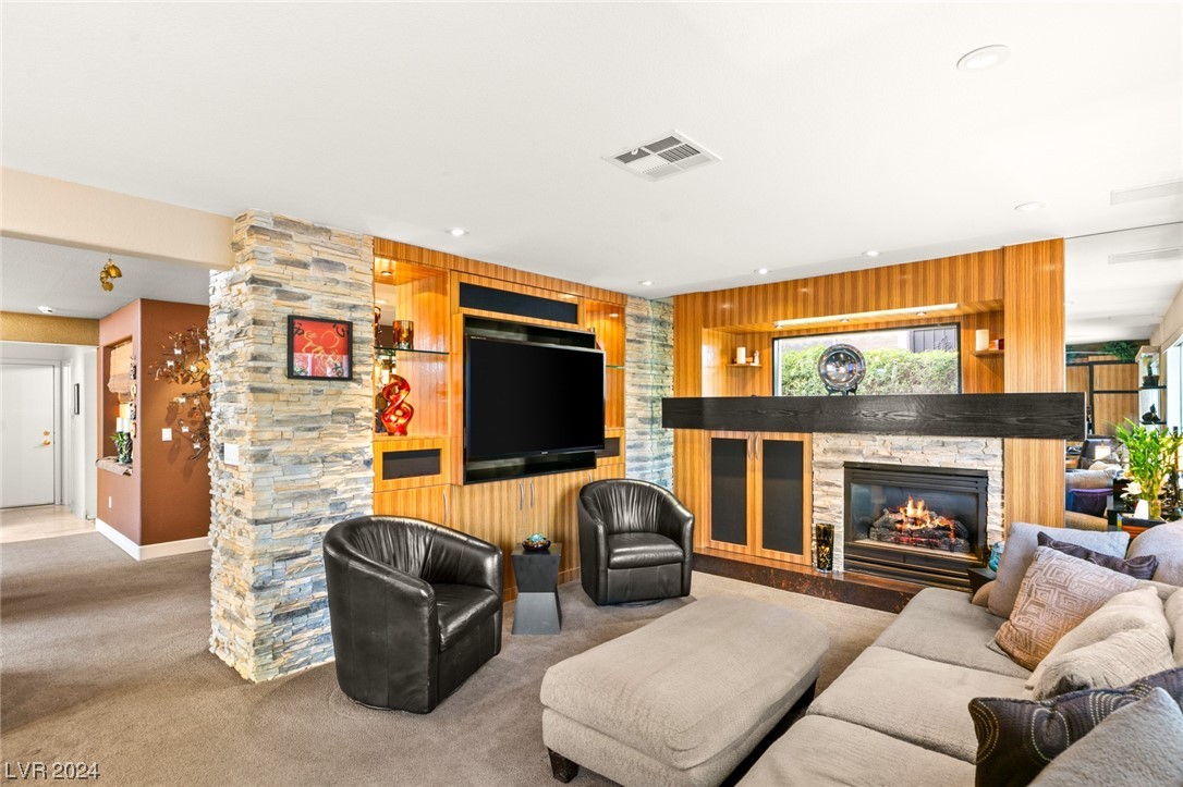 9520 Cloudcroft Avenue