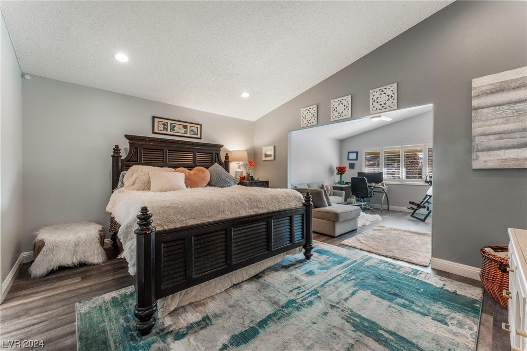 1831 Escondido Terrace