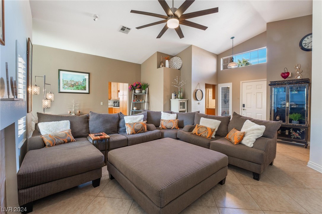 1831 Escondido Terrace