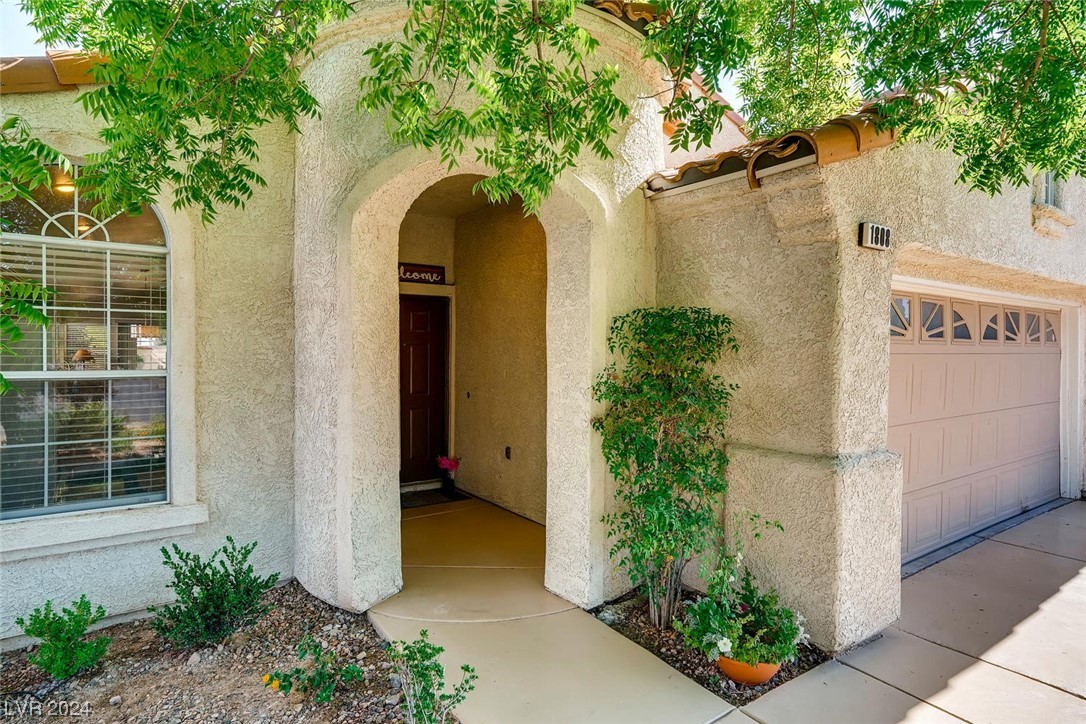 1808 STABLEGATE Avenue