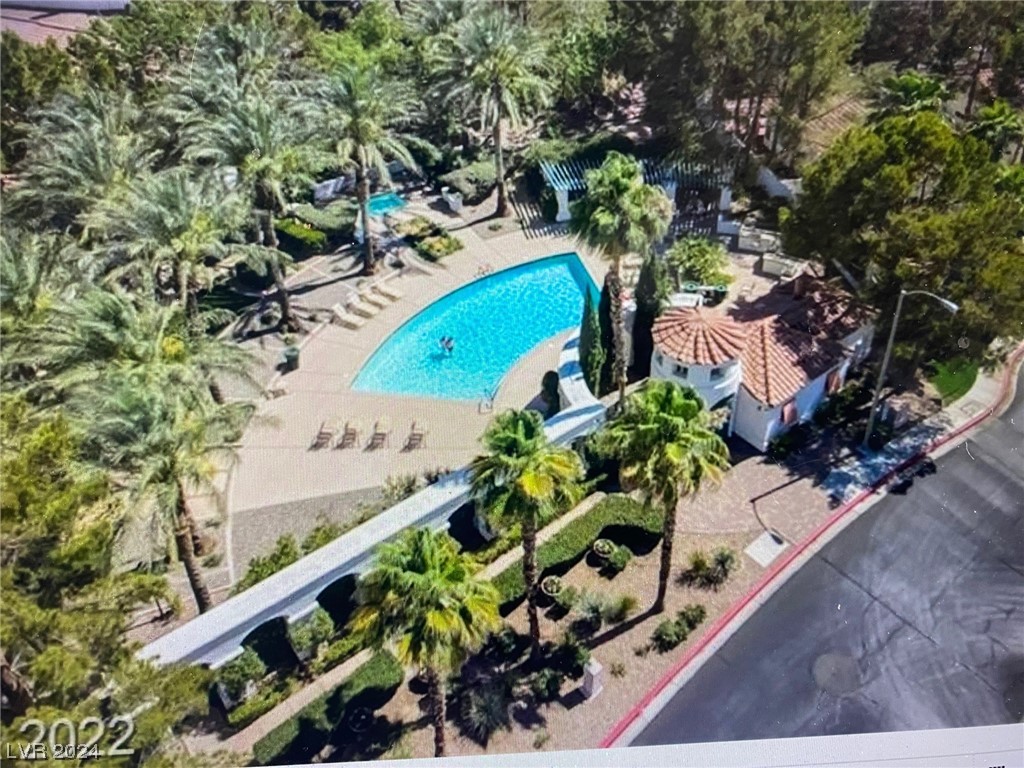 1808 STABLEGATE Avenue