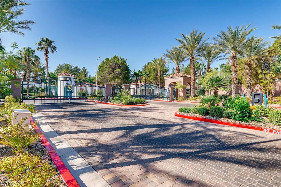 1808 STABLEGATE Avenue