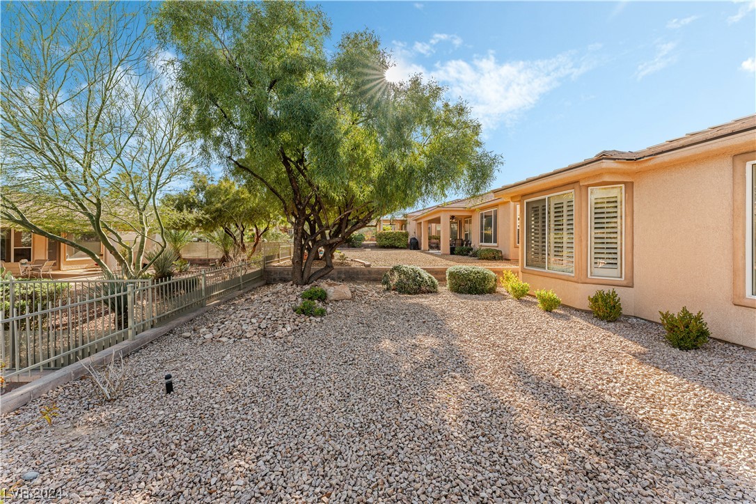 4178 Bacio Bello Lane