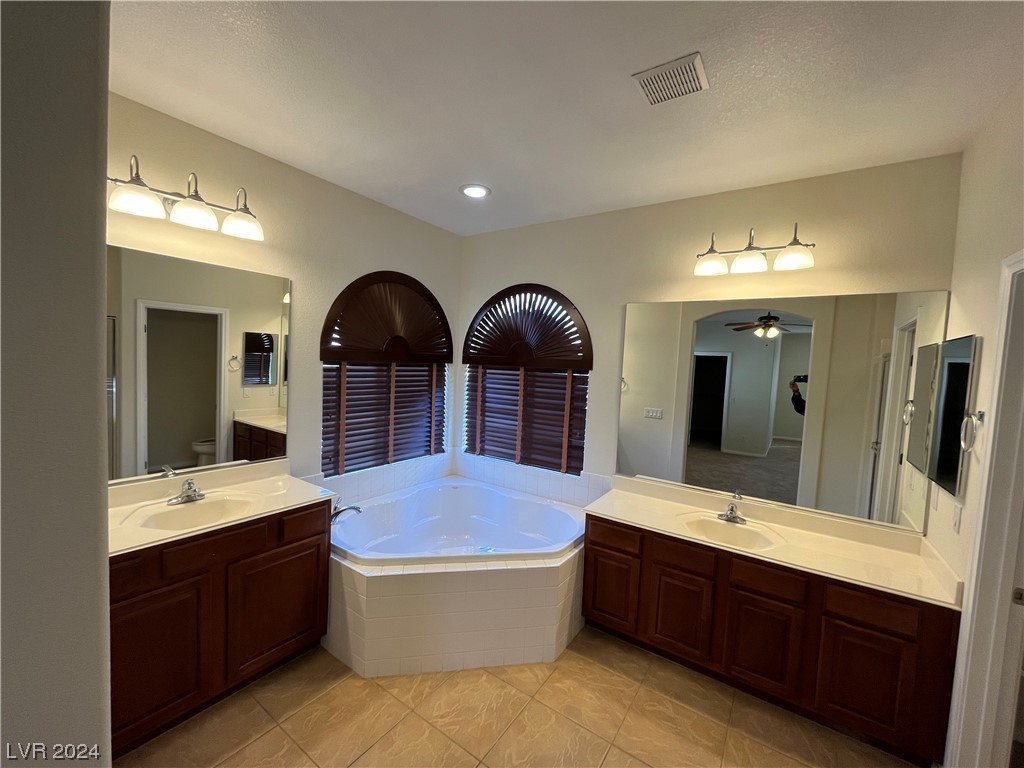 7625 Lani Dawn Street