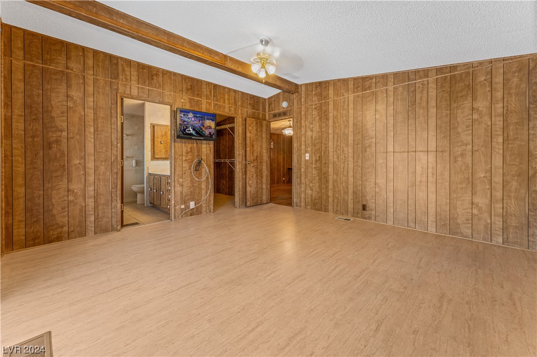 3303 Isle Royale Drive