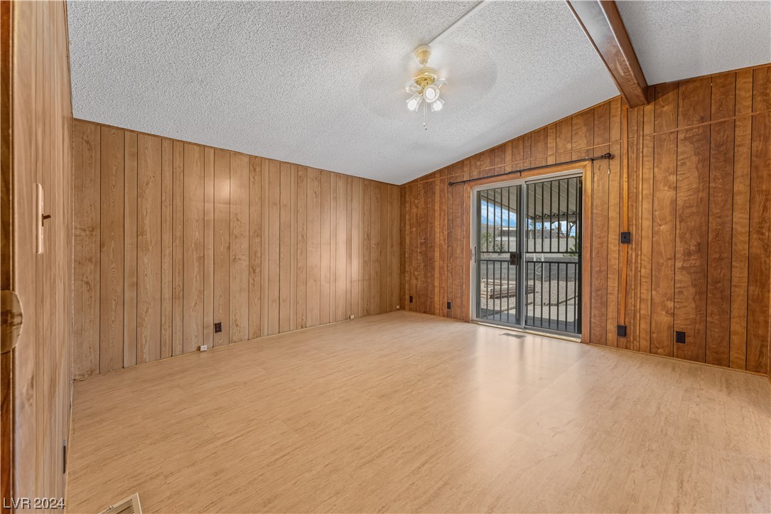 3303 Isle Royale Drive