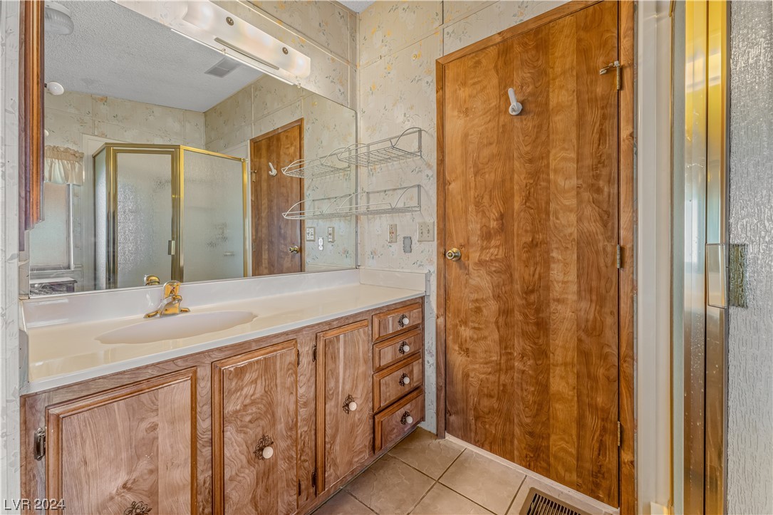 3303 Isle Royale Drive