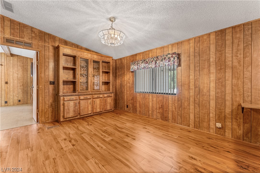 3303 Isle Royale Drive