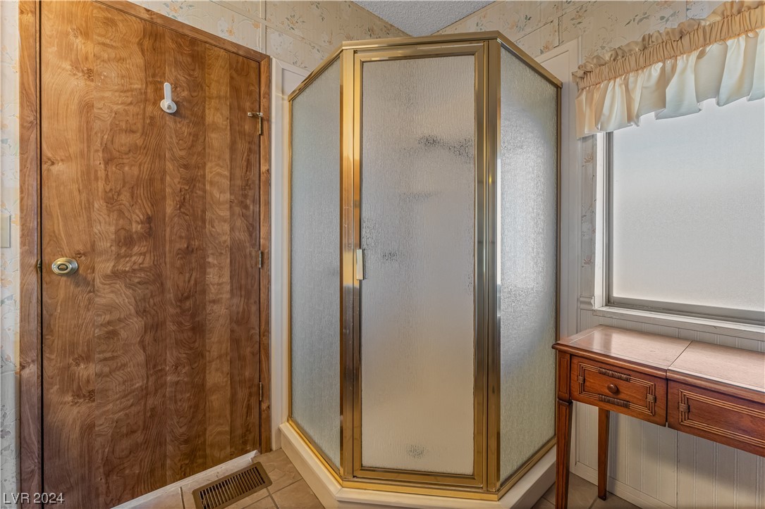 3303 Isle Royale Drive