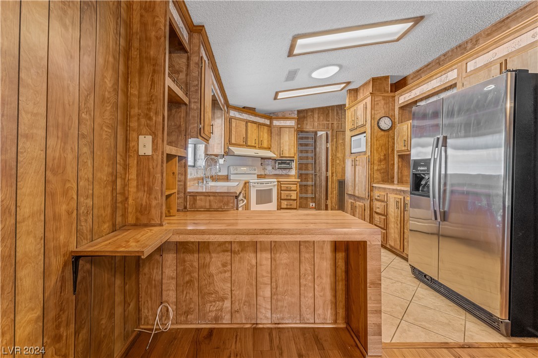 3303 Isle Royale Drive