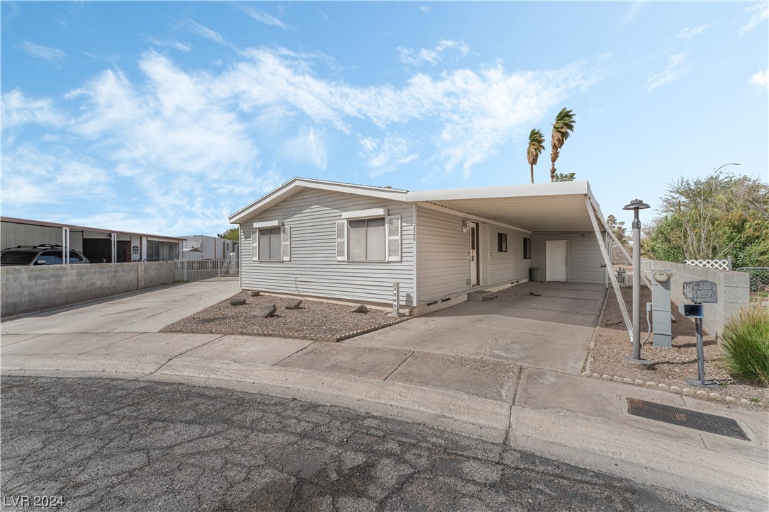 3303 Isle Royale Drive