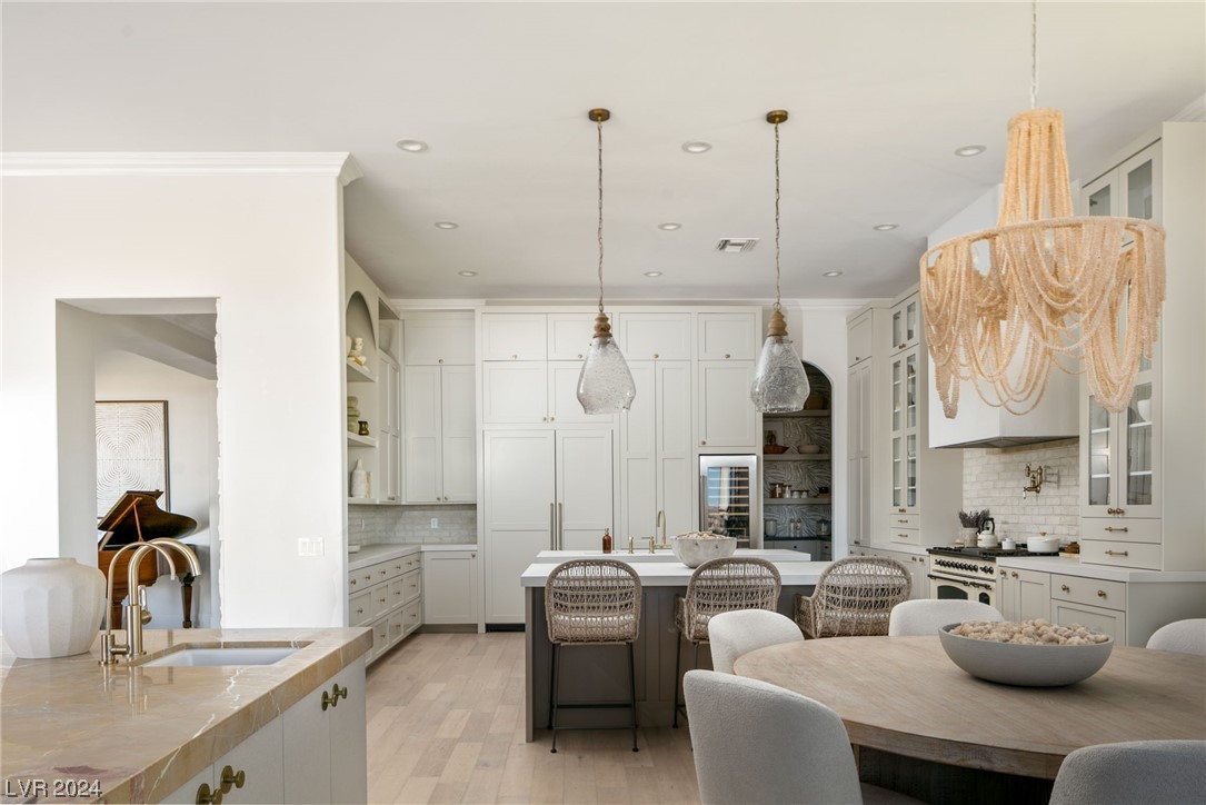 42 Candlewyck Drive
