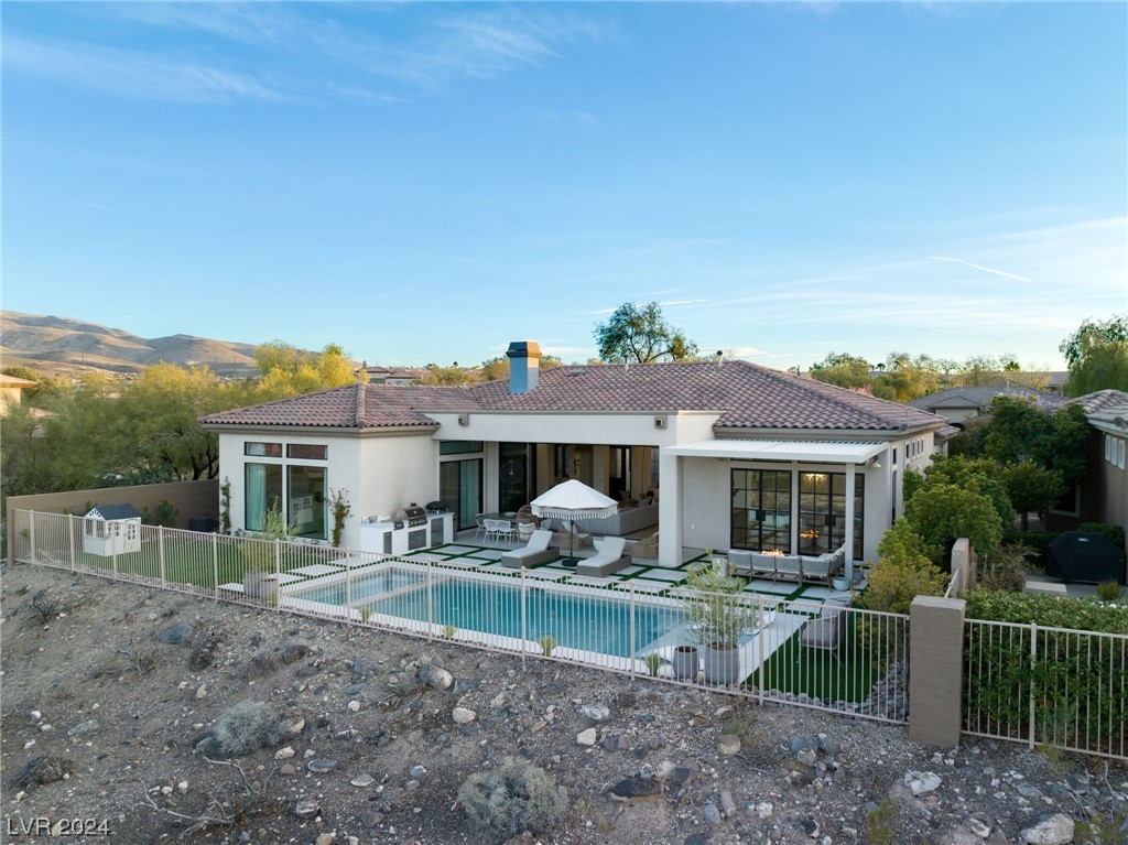 42 Candlewyck Drive