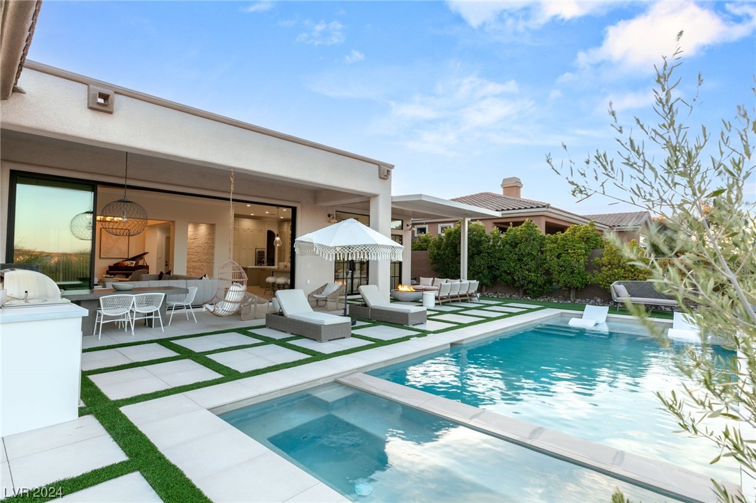 42 Candlewyck Drive