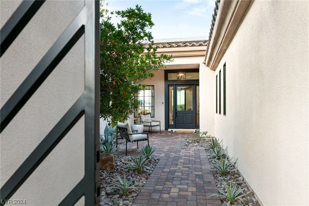 42 Candlewyck Drive