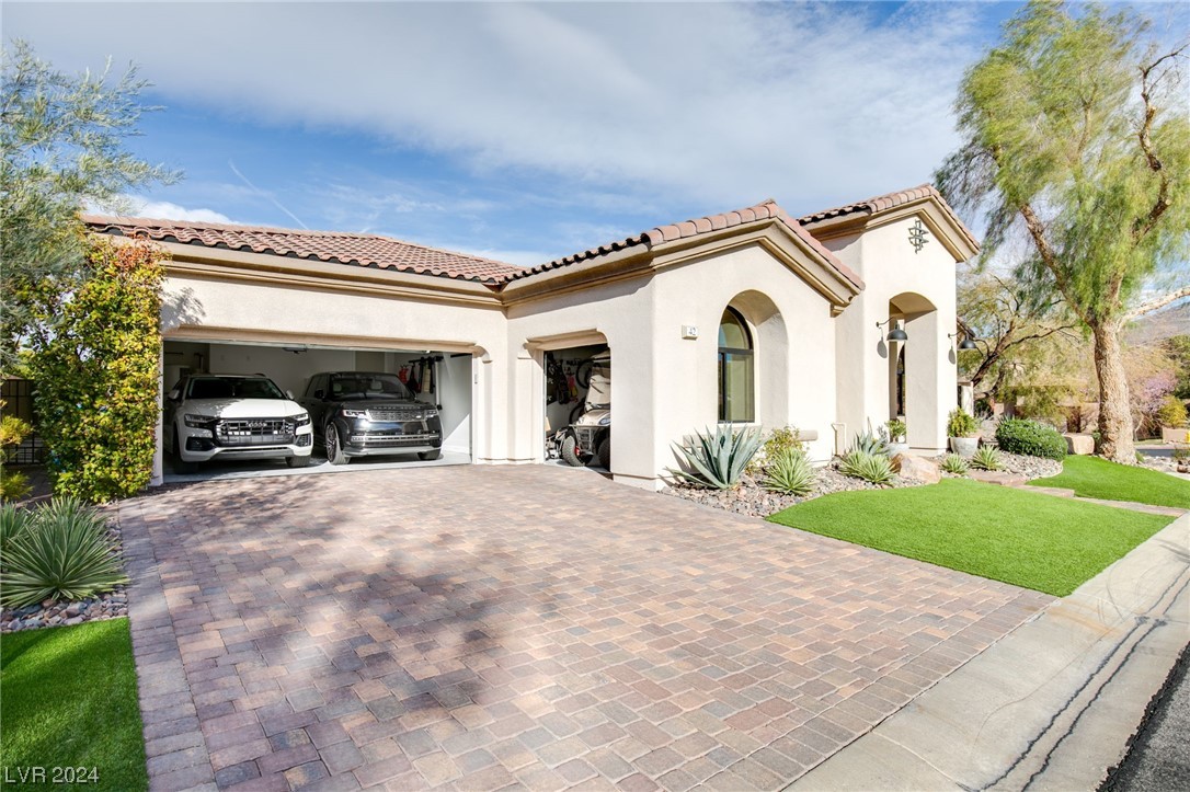 42 Candlewyck Drive
