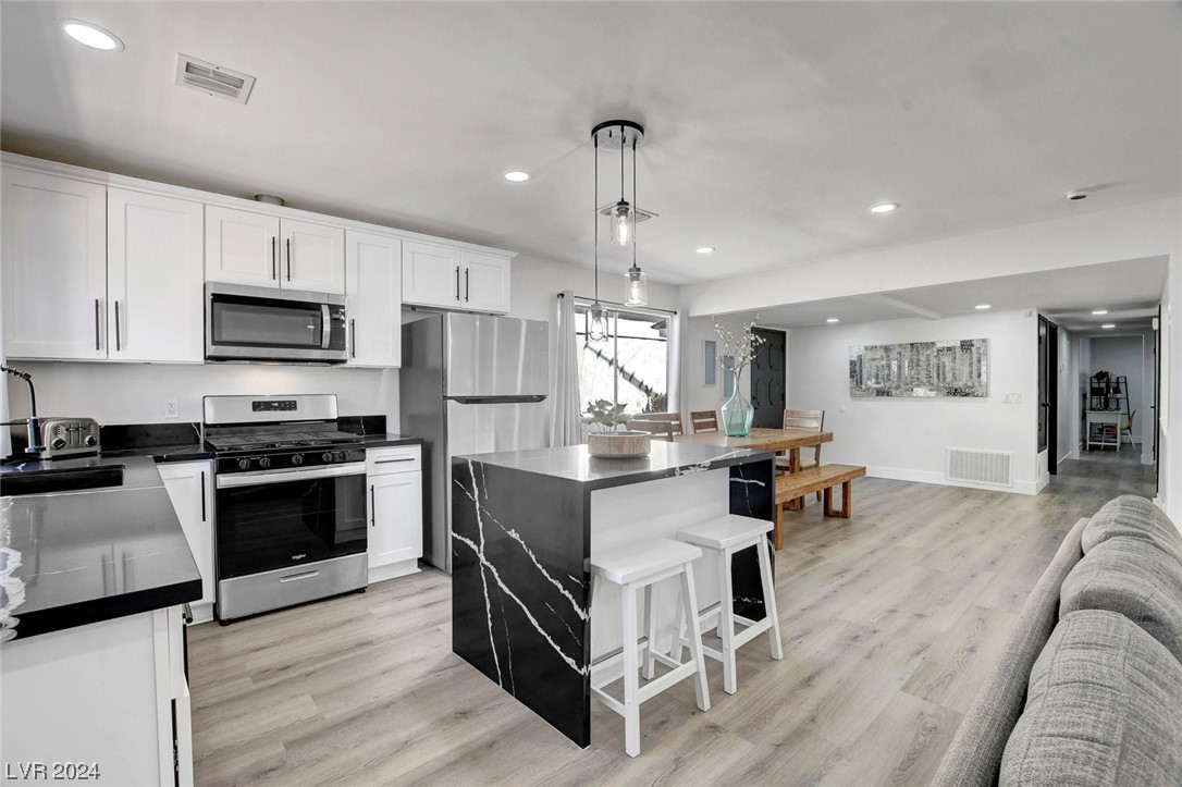 2943 Bel Air Drive