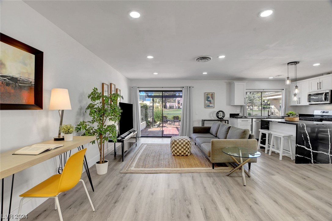 2943 Bel Air Drive