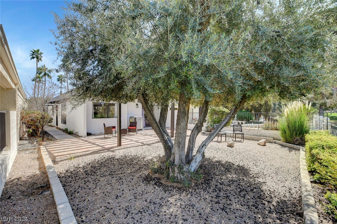 2943 Bel Air Drive