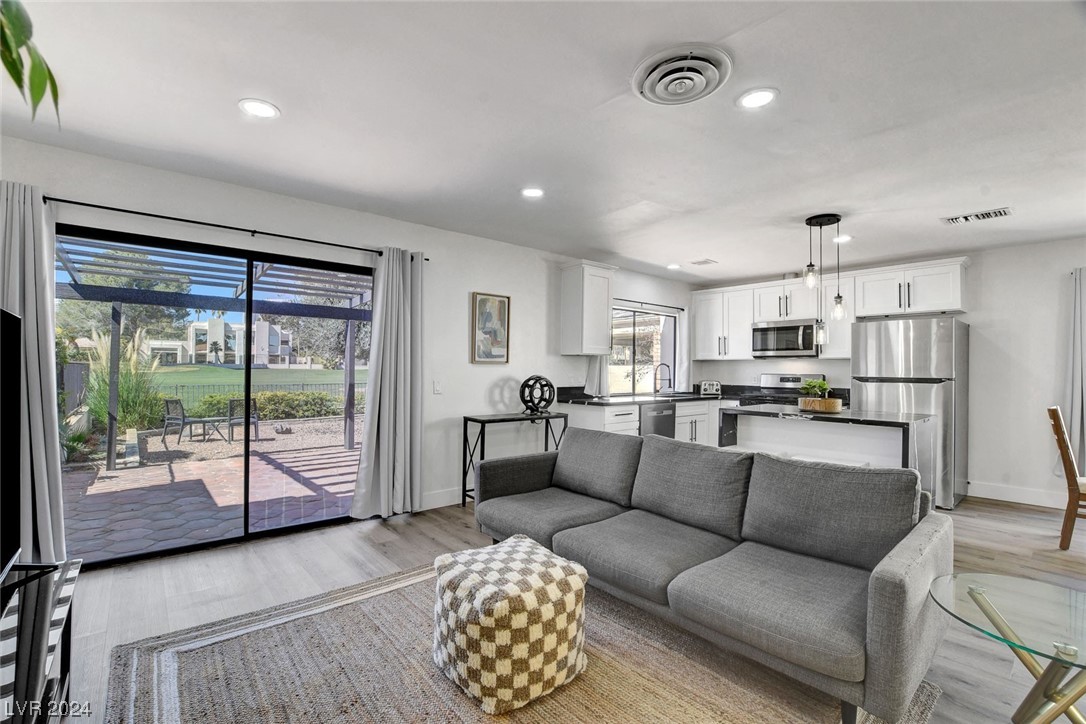 2943 Bel Air Drive