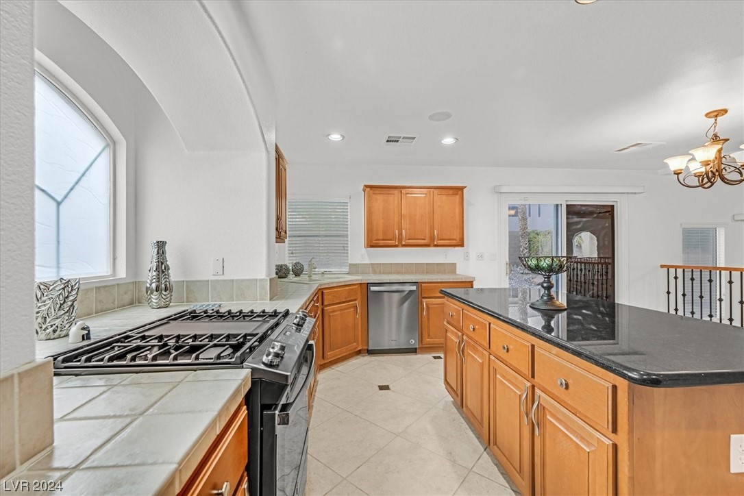 10931 Royal Highlands Street