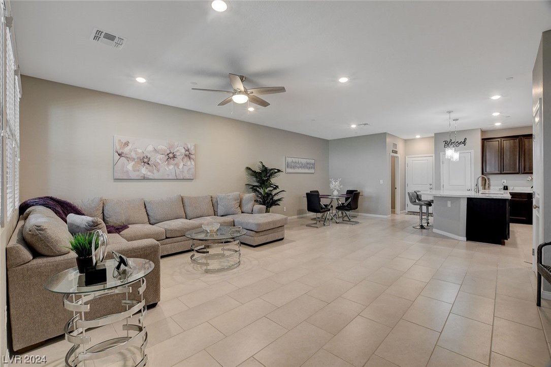 526 Sonoma Range Street n/a