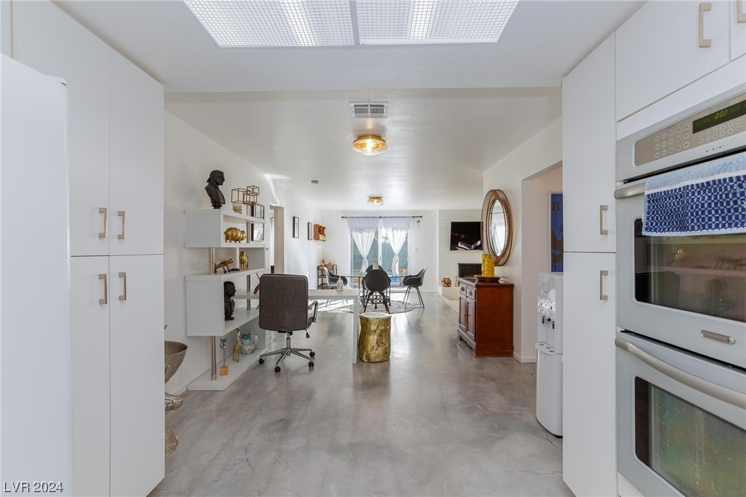 1715 Silver Mesa Way