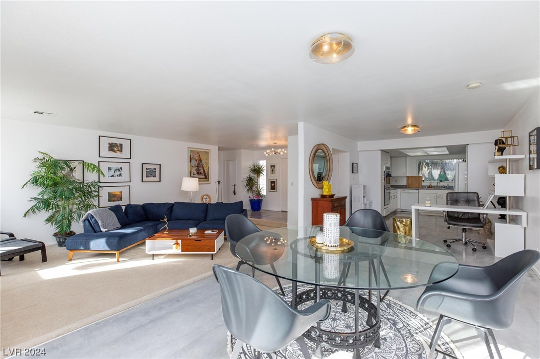 1715 Silver Mesa Way