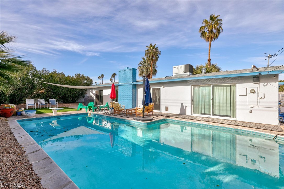 1715 Silver Mesa Way