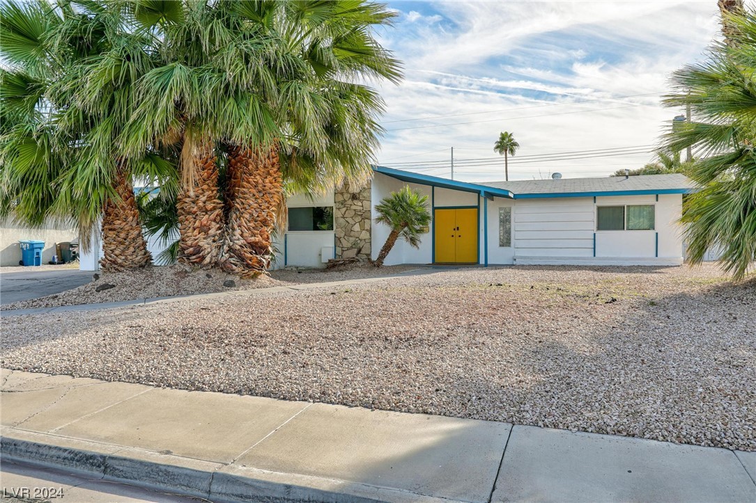 1715 Silver Mesa Way