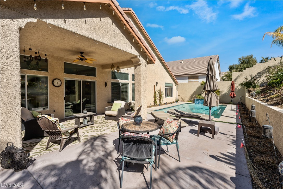 2525 Antique Blossom Avenue