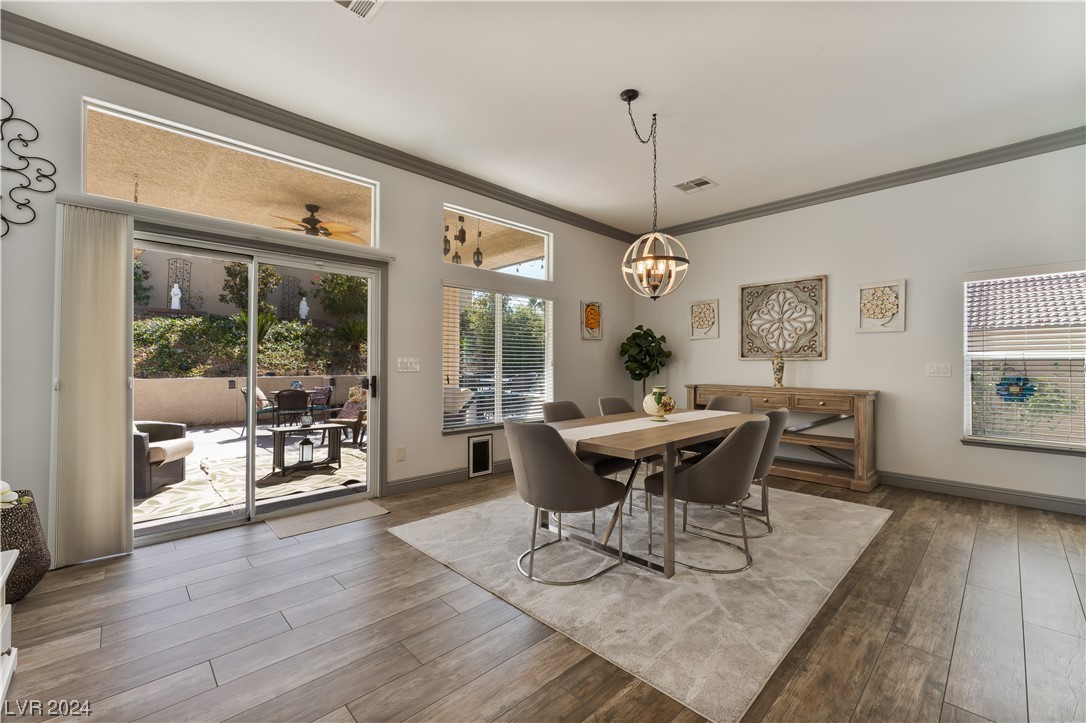 2525 Antique Blossom Avenue