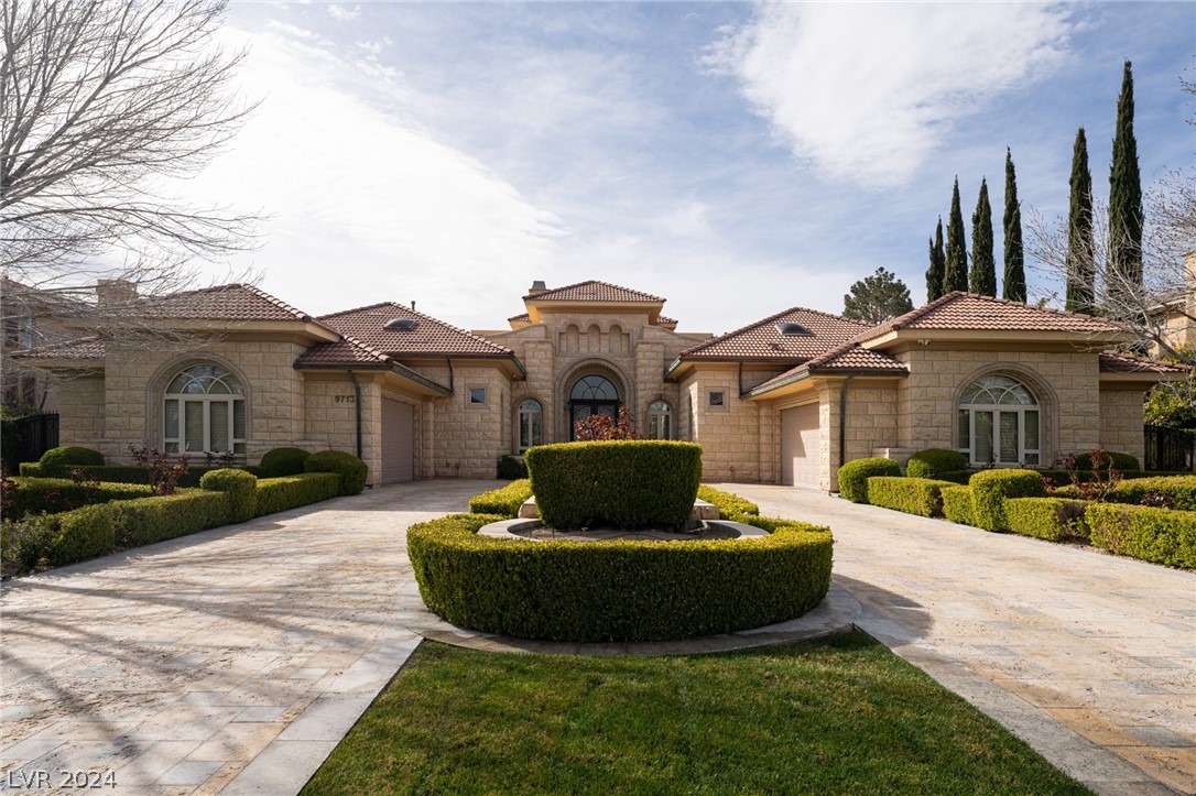 9713 Winter Palace Drive