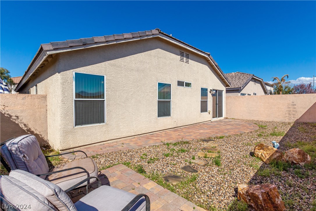 3958 Crystal Trip Court