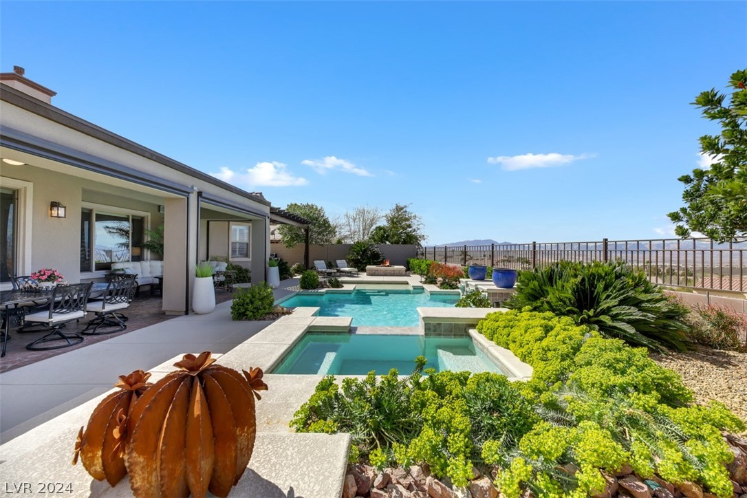 2172 Pont National Drive