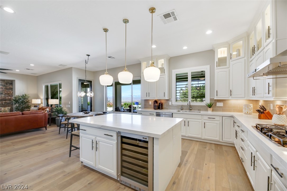 2172 Pont National Drive