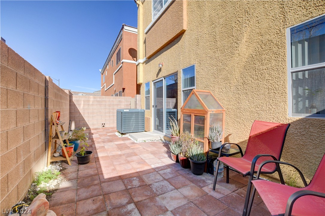 9303 Gilcrease Avenue 1083