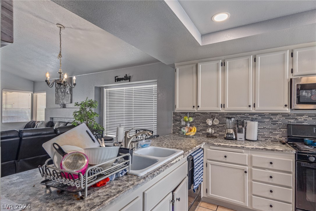 4541 Doig Lane