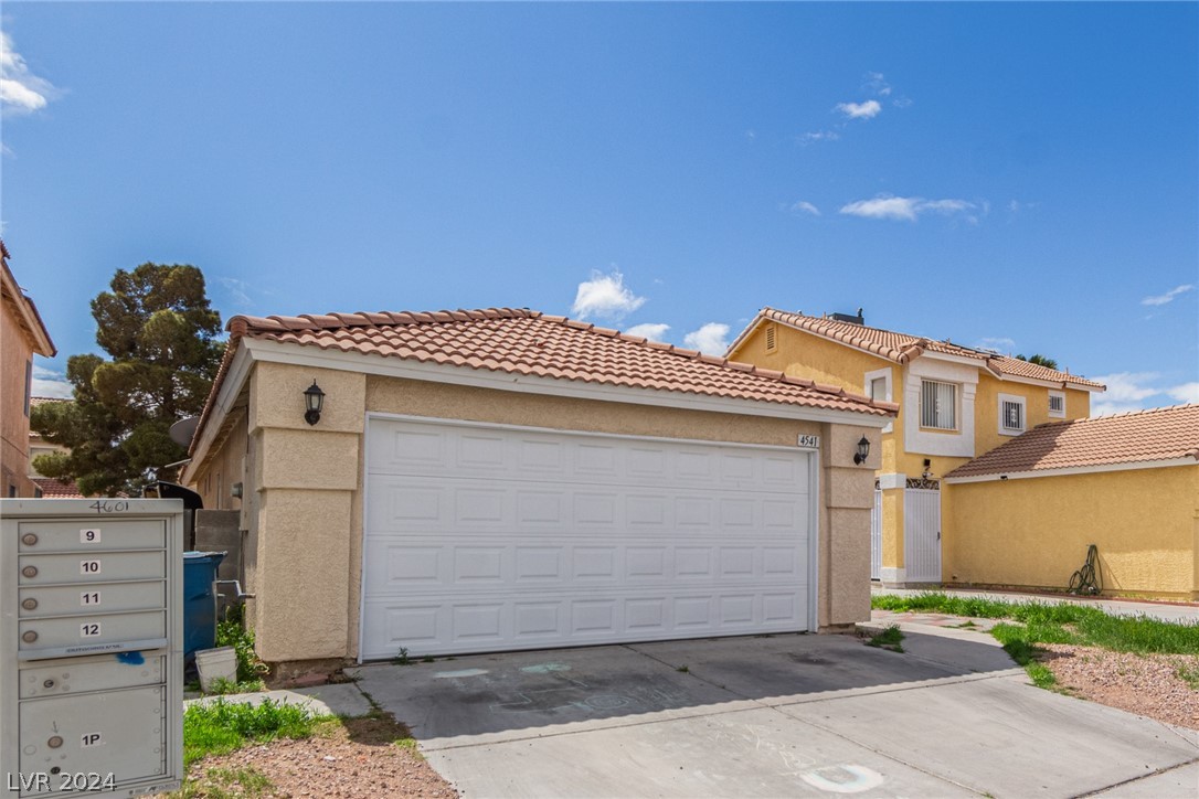 4541 Doig Lane