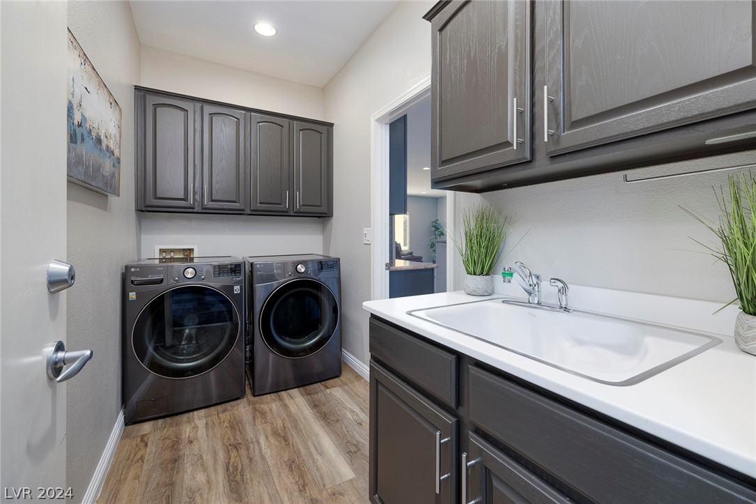 2110 Sandstone Cliffs Drive