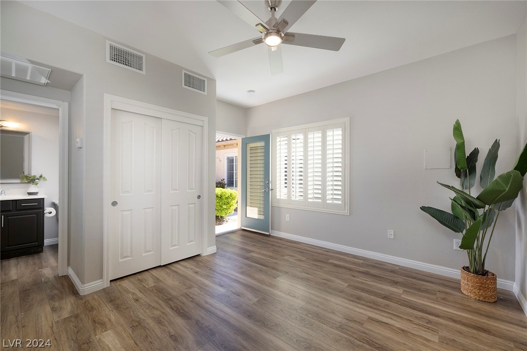 2110 Sandstone Cliffs Drive