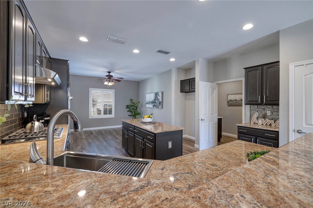 2110 Sandstone Cliffs Drive