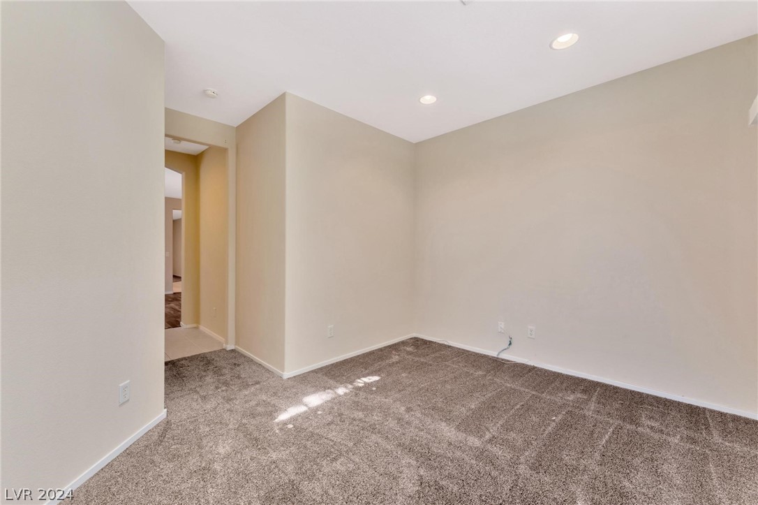 5623 Doe Springs Place