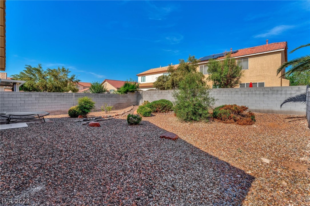 5623 Doe Springs Place