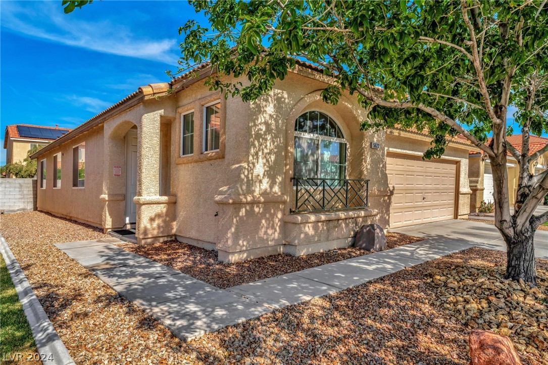 5623 Doe Springs Place